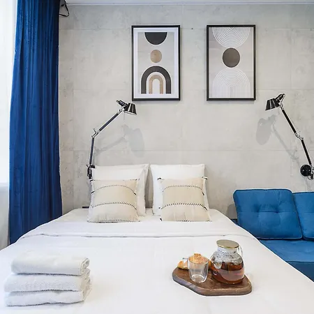 Stylish For 3 Guests شقة *